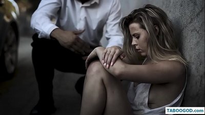 قصص غريبة: فتاة مراهقة بلا مأوى